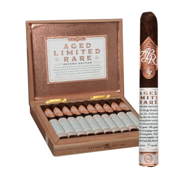 4x4-kutia-i-pura-6-scaled-1-600x600 Rocky Patel Yaşlı Sınırlı Nadir İkinci Baskı Altmış Puro - 20'li Kutu - Görsel 1